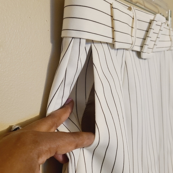 Sara Battaglia | Women's Classic White & Black Striped Skirt Suit (Size Large) - Picture 11 of 16